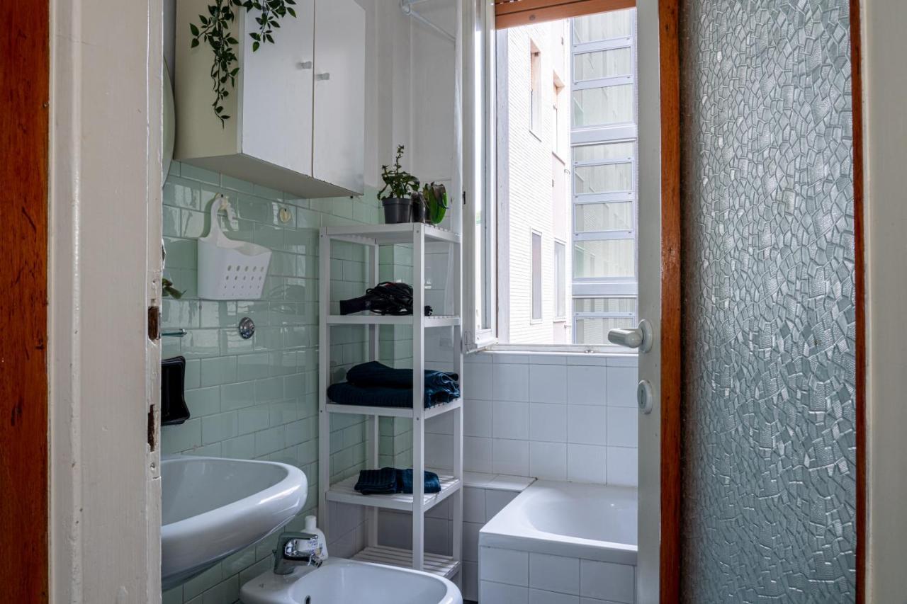 San Donato -M3,Linate Airport,Duomo,Policlinico,Wi-Fi Apartment ซานโดนาโต มีลาเนเซ ภายนอก รูปภาพ