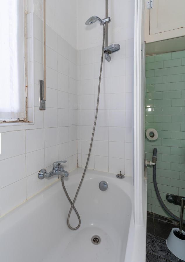 San Donato -M3,Linate Airport,Duomo,Policlinico,Wi-Fi Apartment ซานโดนาโต มีลาเนเซ ภายนอก รูปภาพ