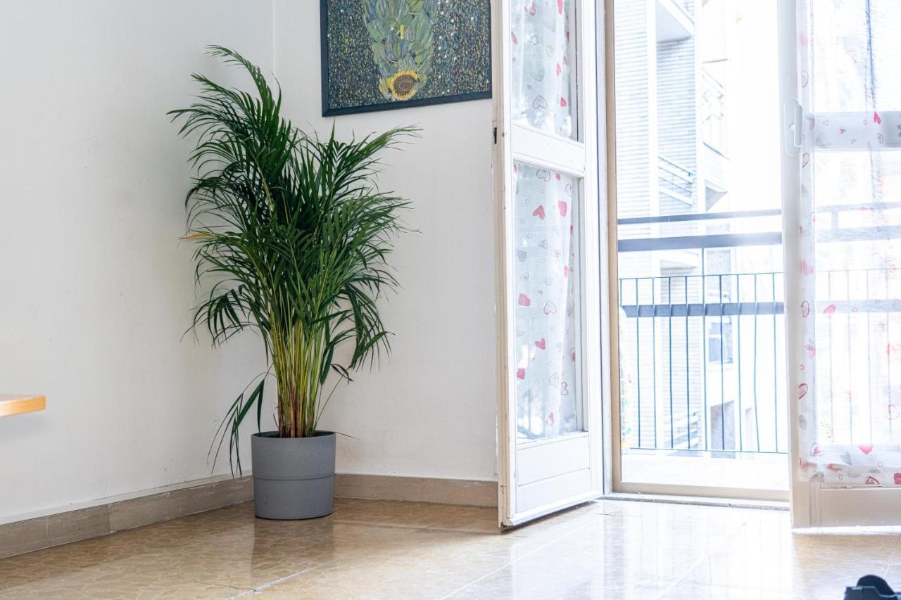 San Donato -M3,Linate Airport,Duomo,Policlinico,Wi-Fi Apartment ซานโดนาโต มีลาเนเซ ภายนอก รูปภาพ
